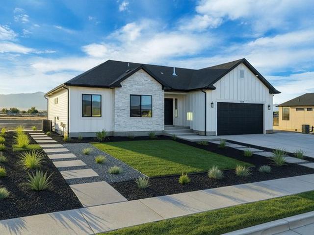 House for sale in Grantsville, Utah