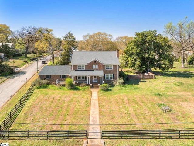 House for sale in Laurens, South Carolina