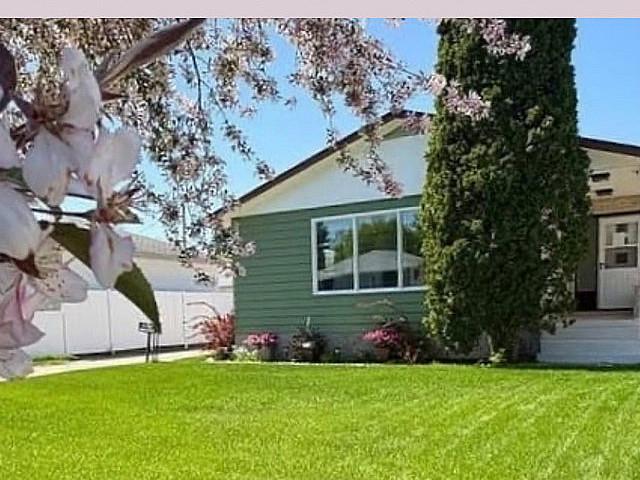 House for sale in East St. Paul, Manitoba