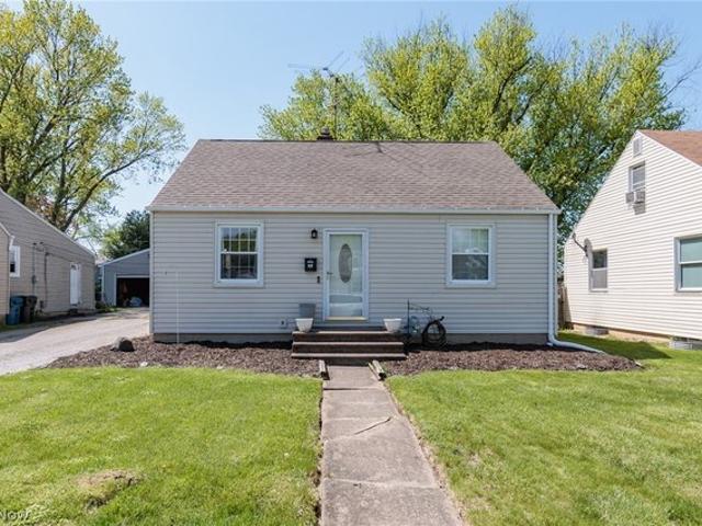 House for sale in Sheffield Lake, Ohio