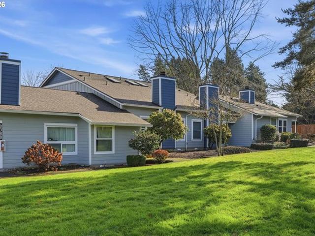 Condo for sale in Oregonia