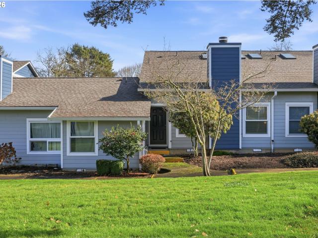 Condo for sale in Oregonia