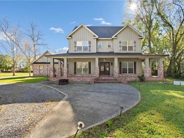 House for sale in Grand Bay, Alabama