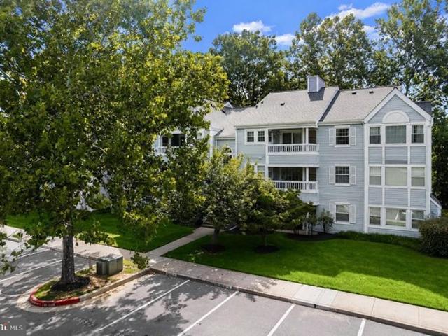Condo for sale in Ellicott City, Maryland