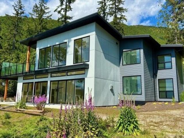 Property for sale in Youbou, British Columbia