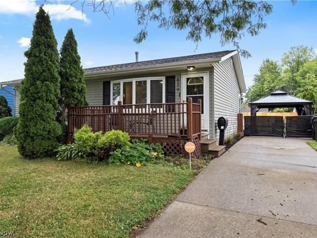 House for sale in Elyria, Ohio