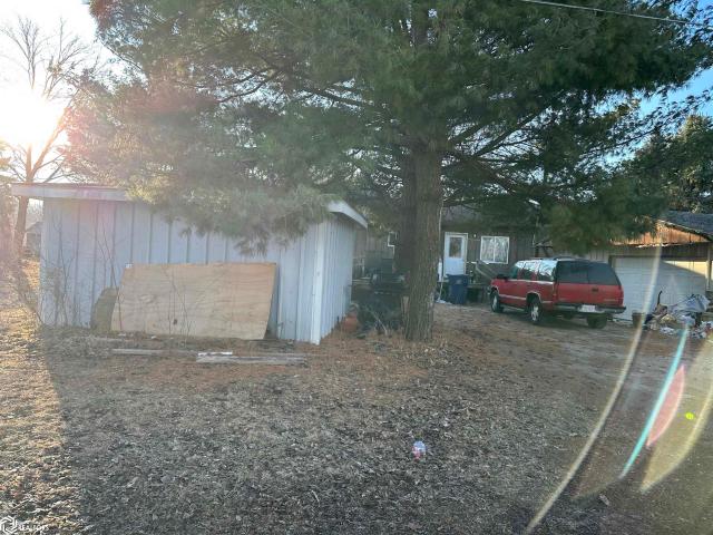 House for sale in Lomax, Illinois