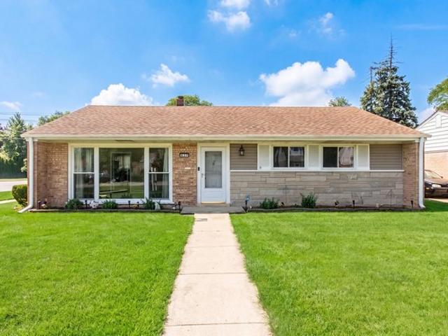 House for sale in Des Plaines, Illinois