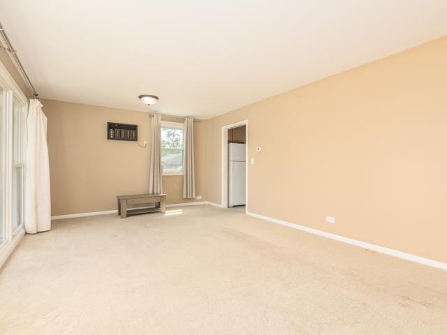 House for sale in Des Plaines, Illinois