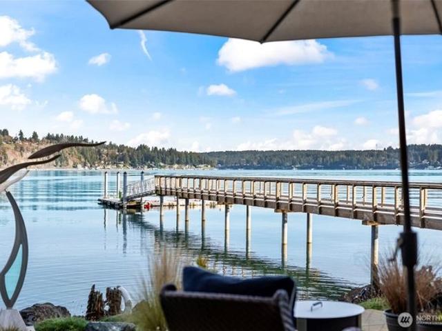 House for sale in Fox Island, Washington