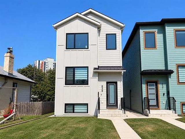 House for sale in East St. Paul, Manitoba