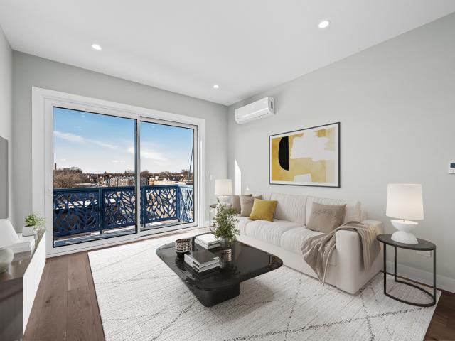 Condo for sale in Oak Park, Illinois