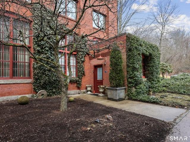 Townhouse for sale in Torrington, Connecticut