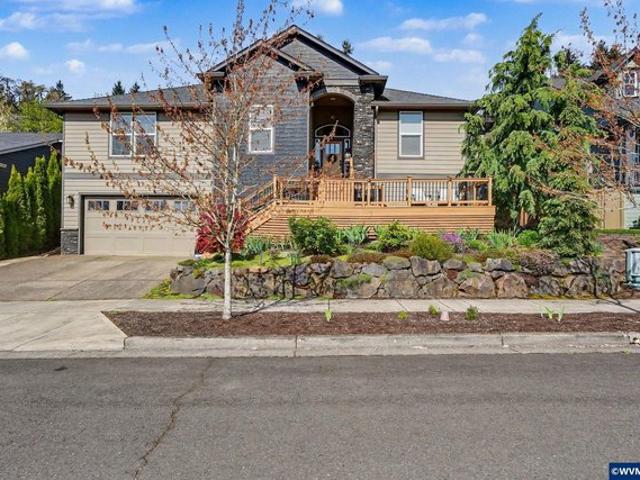 House for sale in Oregonia