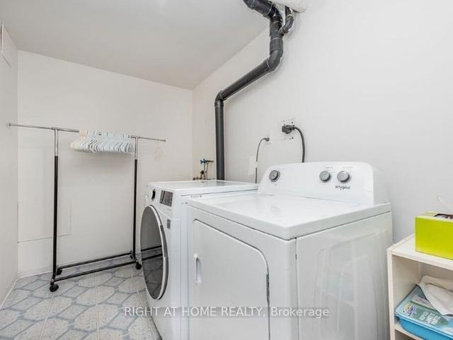 House for rent in Central Erin Mills, Mississauga