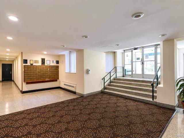 Condo for sale in Kew Gardens, New York