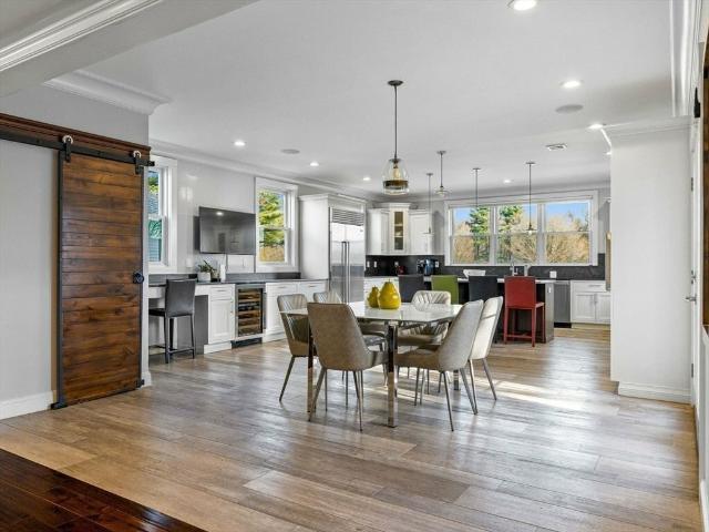 House for sale in Melrose