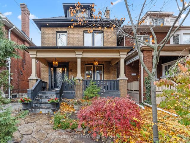 House for sale in Ancaster, Ontario