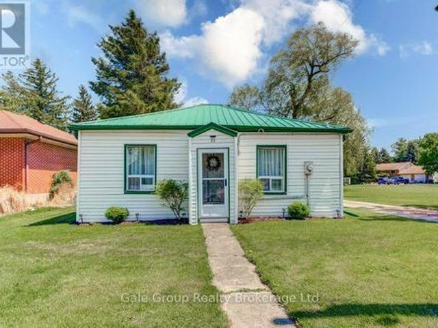 House for sale in Innerkip, Ontario