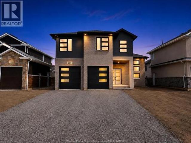 House for sale in Chatham–kent, Ontario