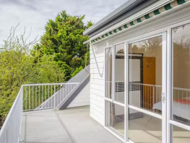House for sale in Chaslands, Canterbury