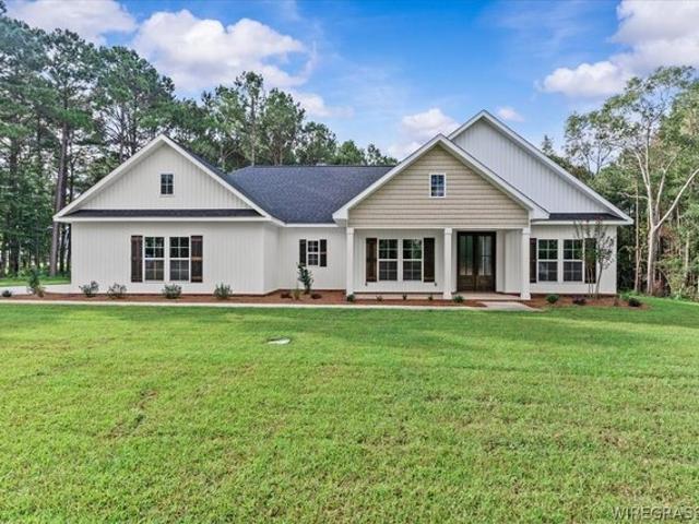 House for sale in New Brockton, Alabama
