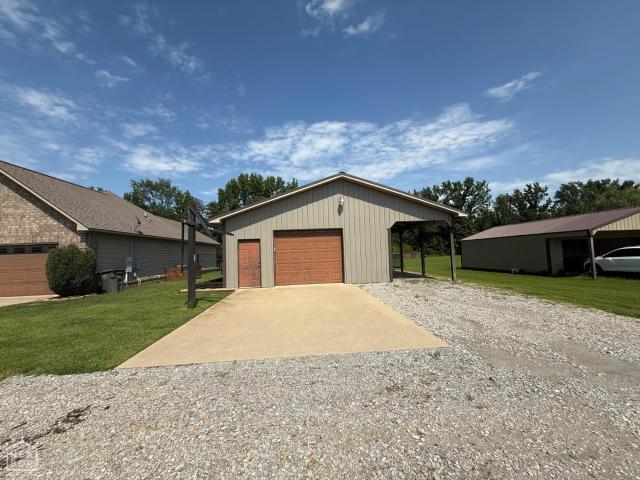 House for sale in Ark