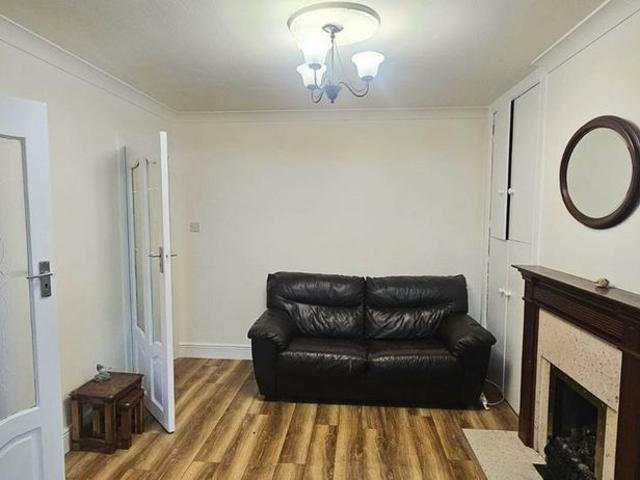 House to rent in Bluebell, North Tipperary