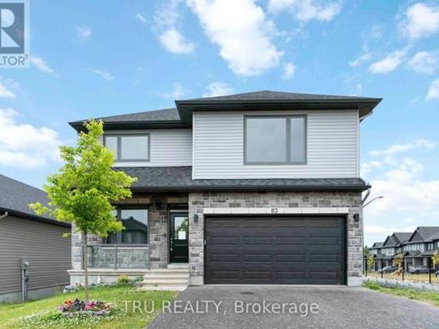 House for sale in Arnprior