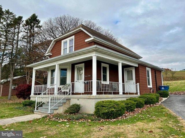 House for sale in Spring Grove, Pennsylvania
