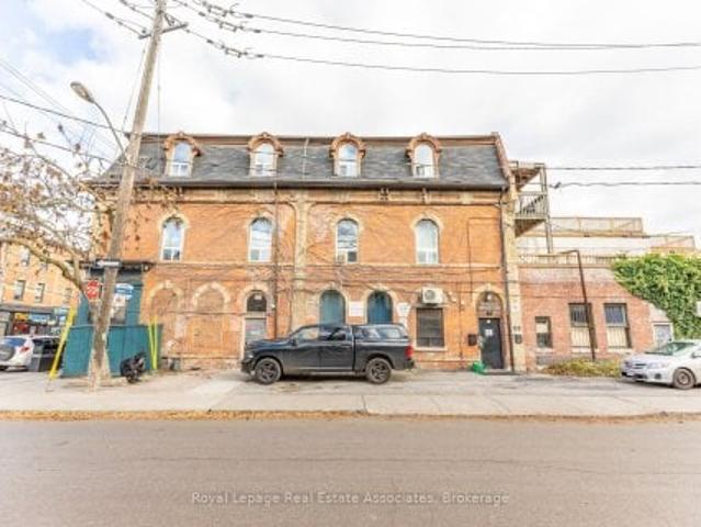 Office for rent in Woburn, Ontario
