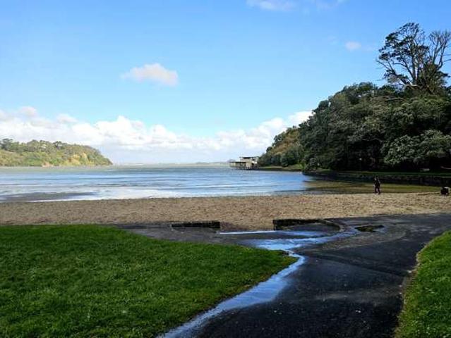 House for sale in Blockhouse Bay