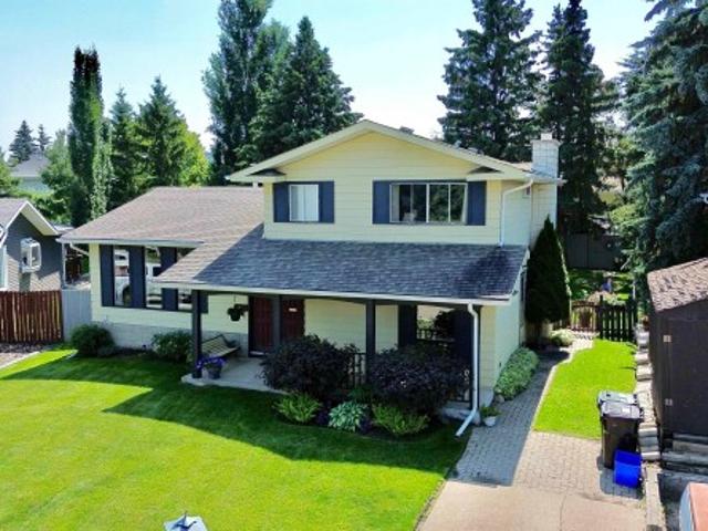 House for sale in Sherwood Park, Alberta