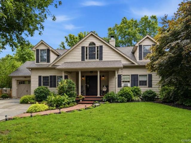 House for sale in Huntington, New York