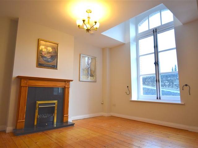 Apartment for sale in Bluebell, Dublin