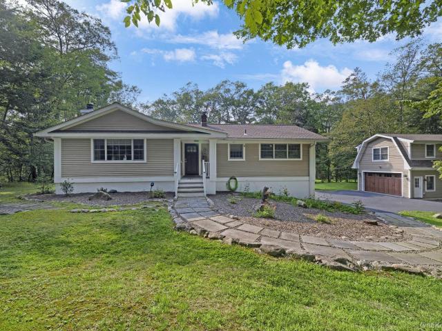 Property for sale in Southfields, New York