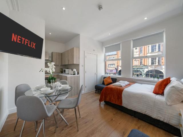 Apartment for rent in Furzedown, Greater London