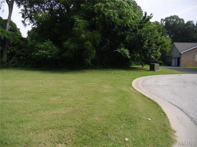 Land for sale in Fairview Heights, Illinois