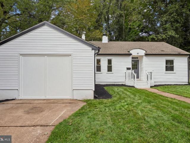 House for sale in Creston, Hamilton Township