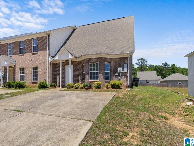 Townhouse for sale in Clanton, Alabama