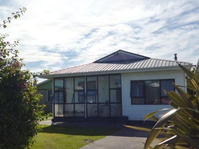 House for rent in Fairdown, West Coast