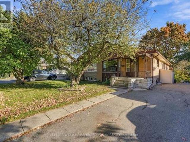 House for sale in Willowdale, Toronto