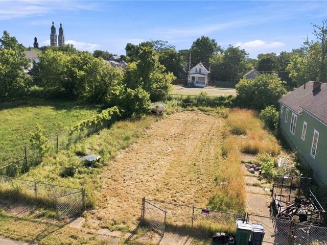 Land for sale in Buffalo, New York