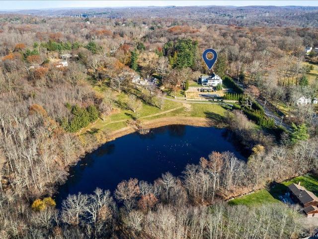 House for sale in Millwood, New York