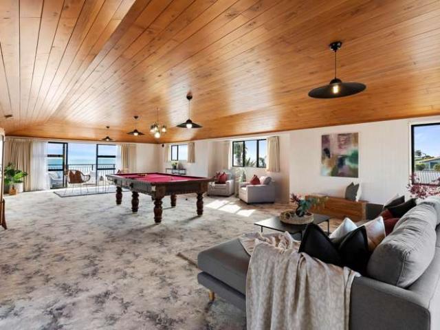 House for sale in Clarks