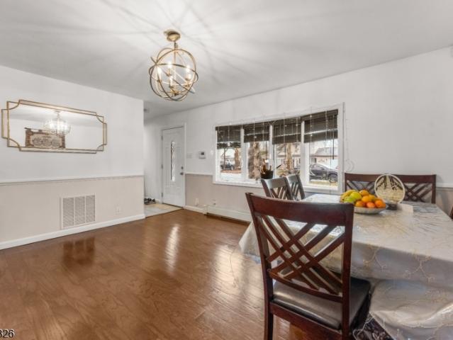 House for sale in Pequannock, New Jersey