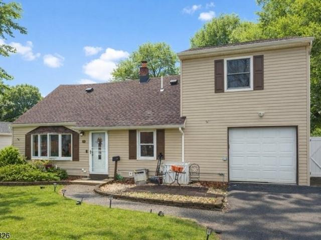 House for sale in Pequannock, New Jersey