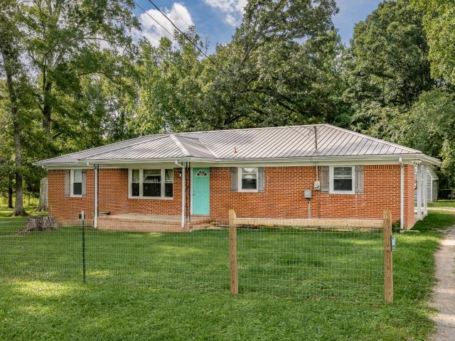 House for sale in Highland Rim, Fayetteville