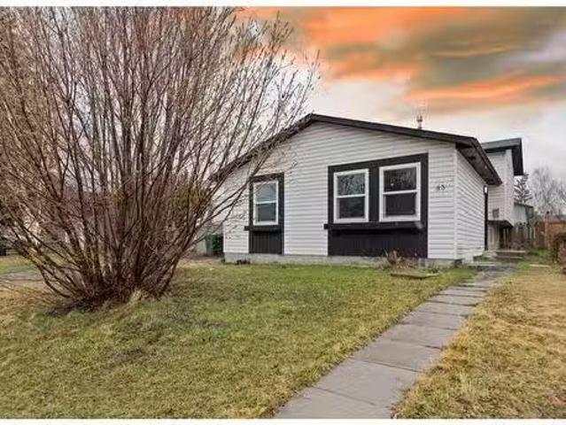 House for sale in Northwest, Alberta