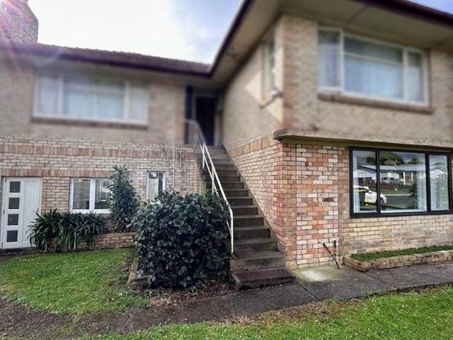 House for rent in Awhitu, Oroua County